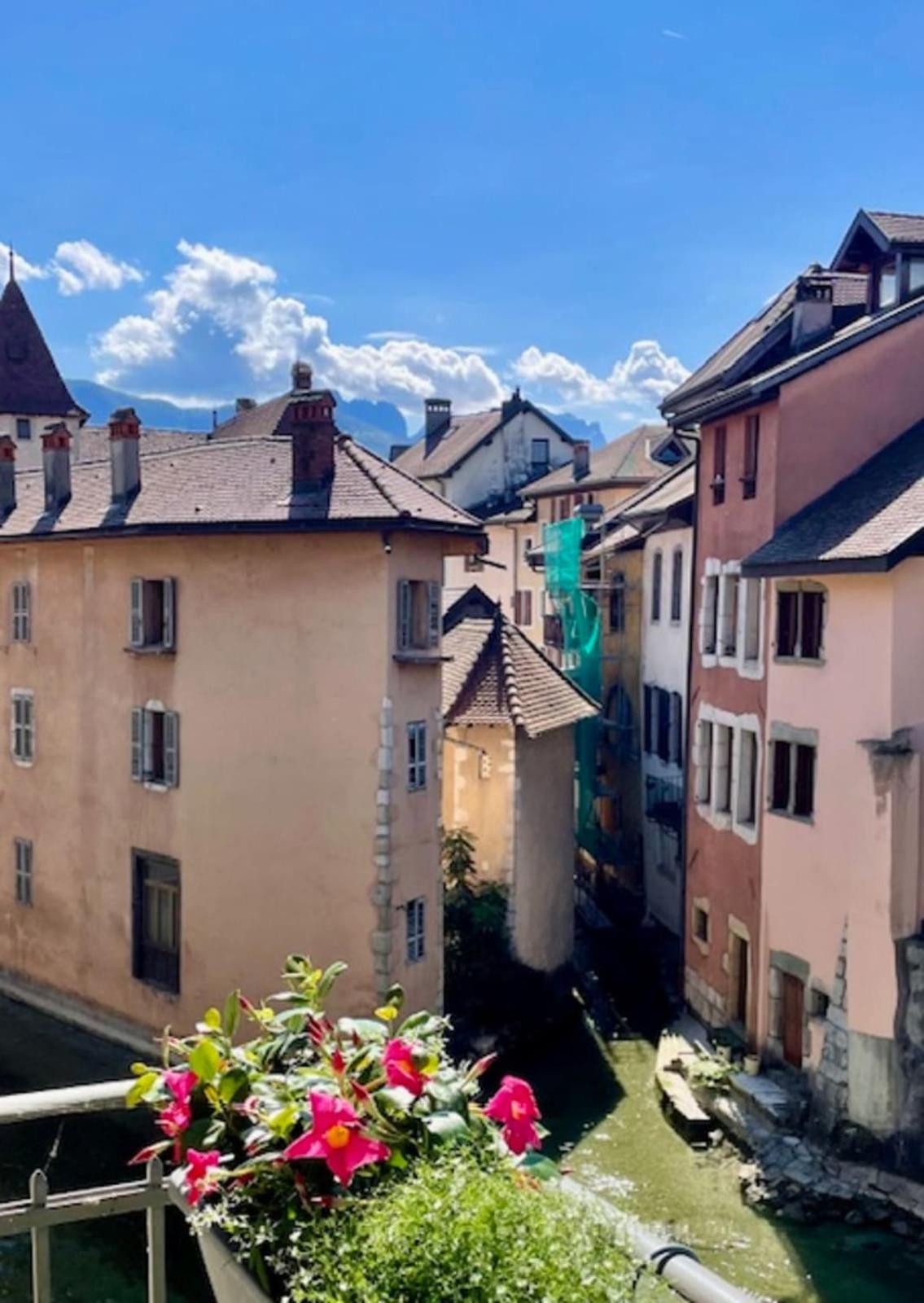 Le Canal - Nice Studio On The Venice Of The Alps Annecy Bagian luar foto