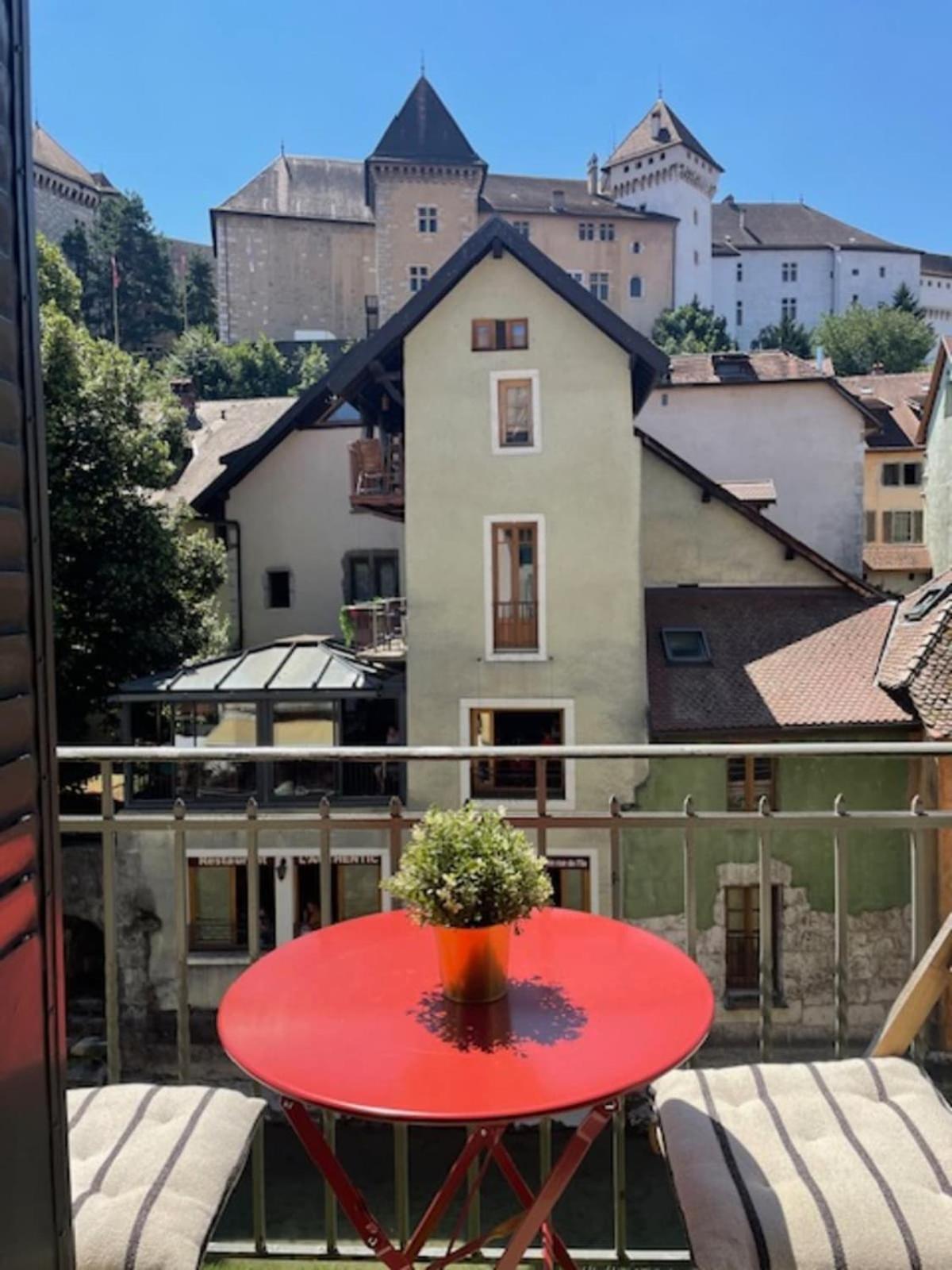 Le Canal - Nice Studio On The Venice Of The Alps Annecy Bagian luar foto